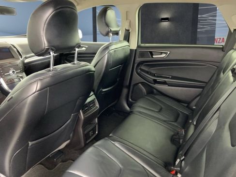 Used 2018 Ford Edge Titanium AWD/4WD image 19