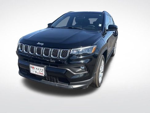 Used 2023 Jeep Compass Latitude w/ Sun and Sound Group image 7