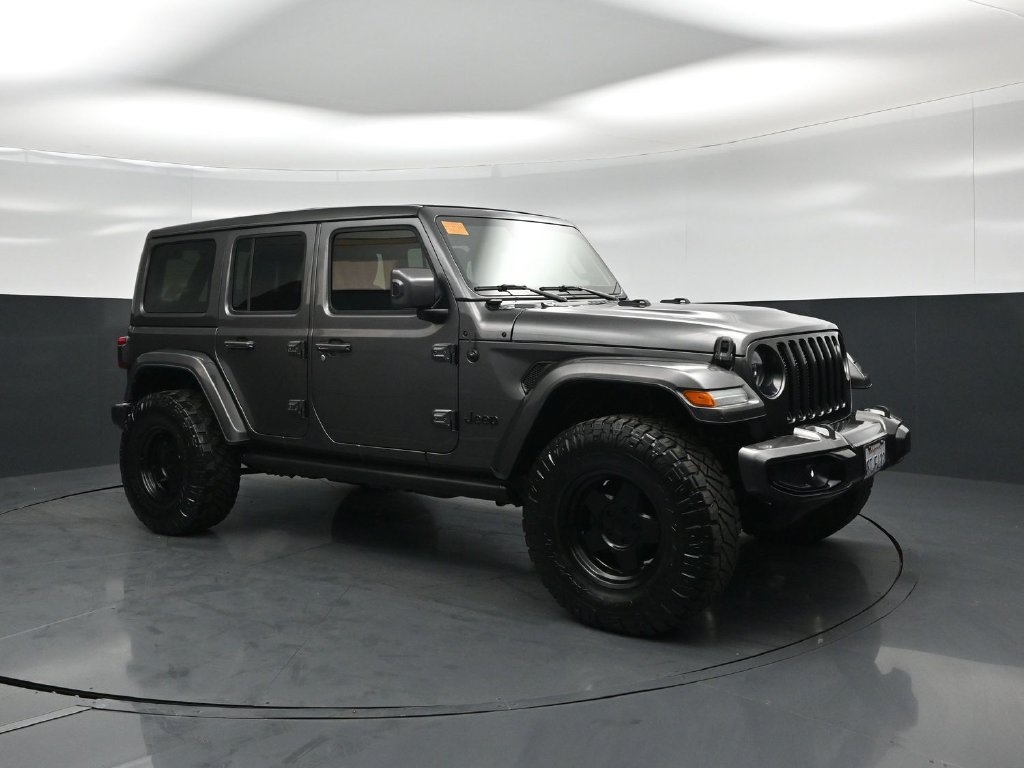 Used 2020 Jeep Wrangler Unlimited Sahara AWD/4WD image 18