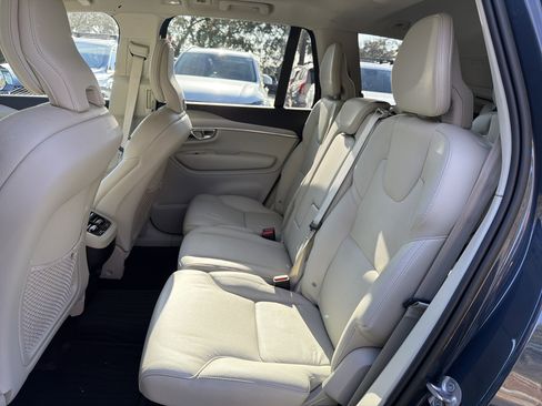 Certified 2023 Volvo XC90 B5 Core w/ Protection Package Premier image 32