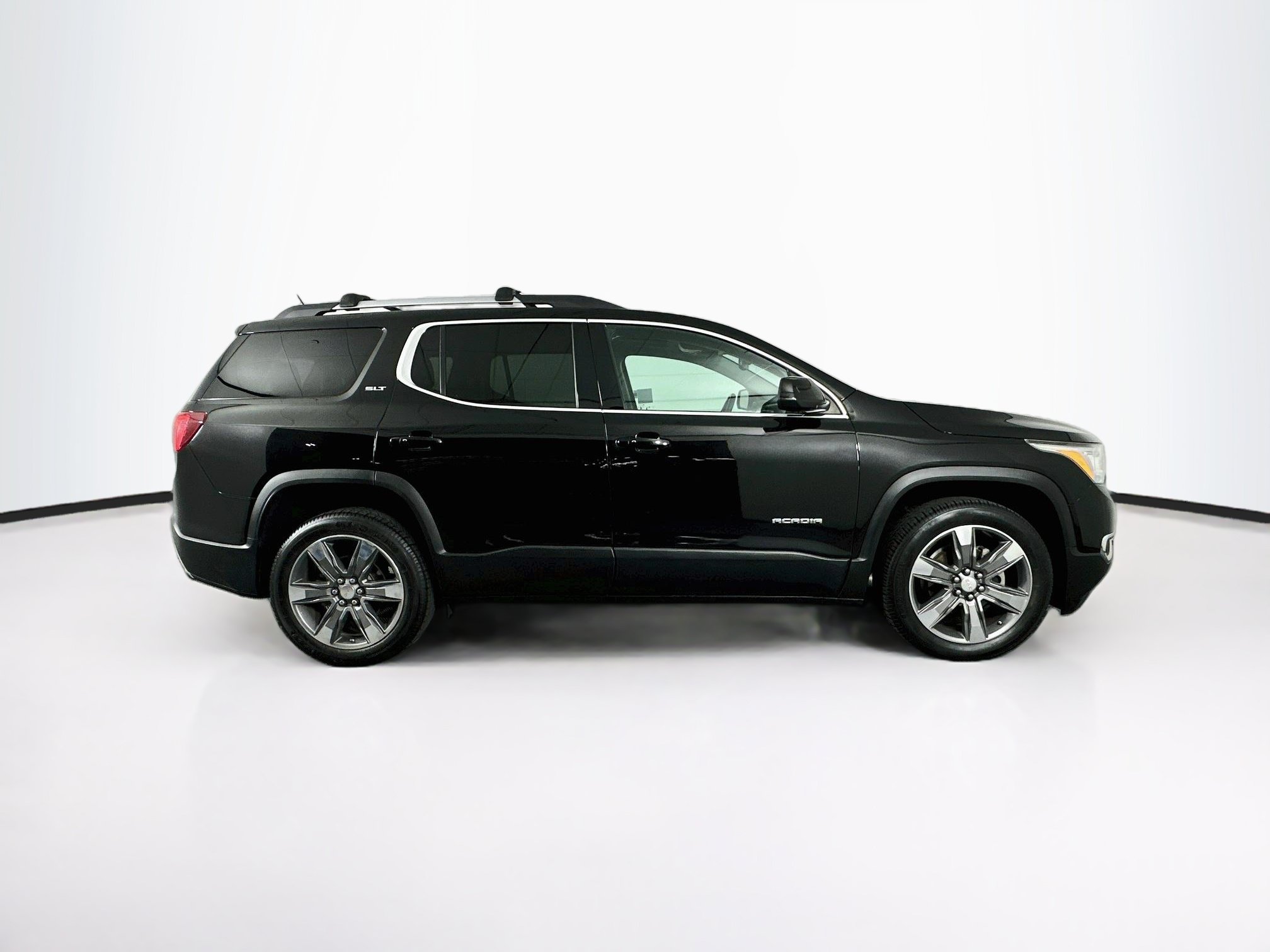 Used 2018 GMC Acadia SLT FWD image 10