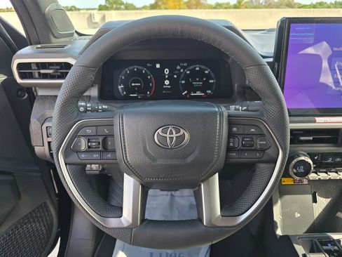 New 2026 Toyota Tacoma Limited AWD/4WD image 28