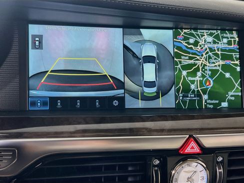 Used 2019 Genesis G90 3.3T Premium RWD image 14
