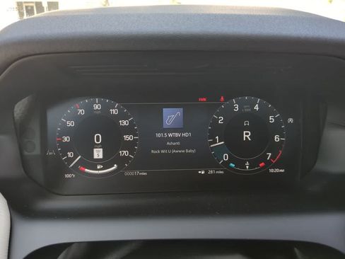 New 2026 Land Rover Discovery Sport Landmark AWD/4WD image 34