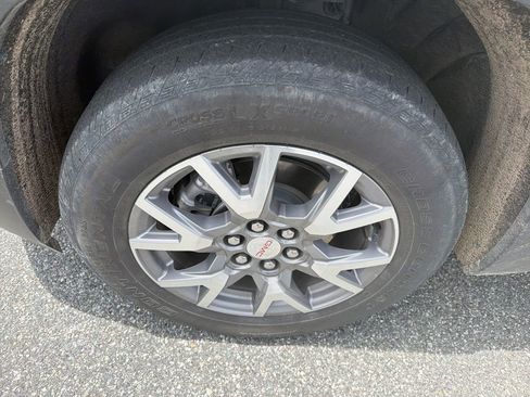 Used 2021 GMC Acadia SLT FWD image 11