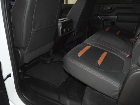 Used 2023 GMC Sierra 2500 AT4 w/ AT4 Premium Plus Package image 46