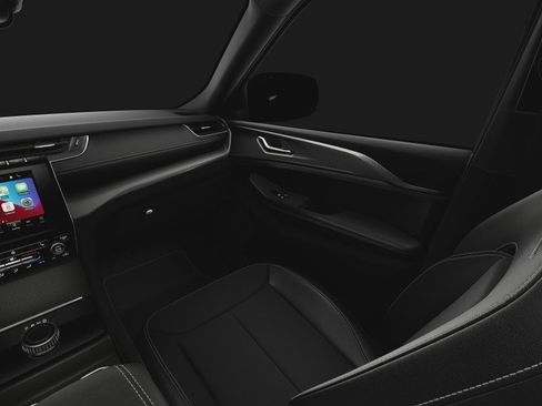 New 2025 Jeep Grand Cherokee L Altitude image 7