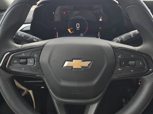 Used 2025 Chevrolet TrailBlazer LT AWD/4WD image 24