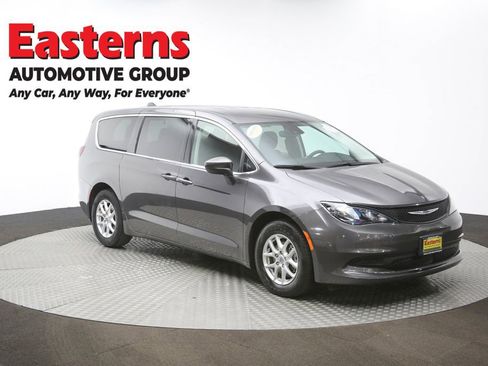 Used 2023 Chrysler Voyager LX FWD image 48
