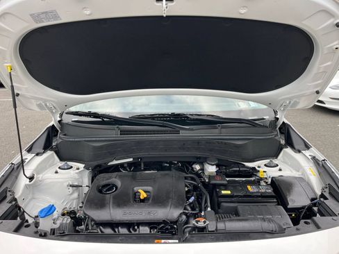 Used 2025 Kia Seltos S FWD image 32