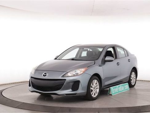 Used 2013 MAZDA MAZDA3 i Touring FWD image 10