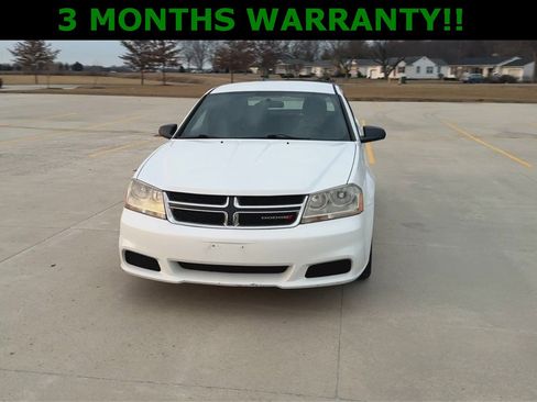 Used 2013 Dodge Avenger SE image 3