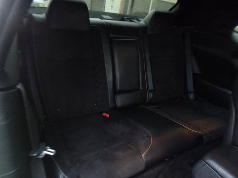 Used 2015 Dodge Challenger SRT Hellcat image 7