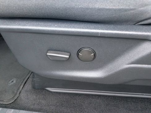 Used 2025 Ford F150 XLT w/ Equipment Group 301A Standard AWD/4WD image 20