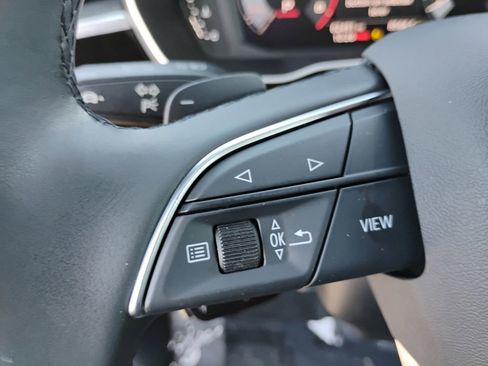 Used 2021 Audi Q3 2.0T Premium image 35