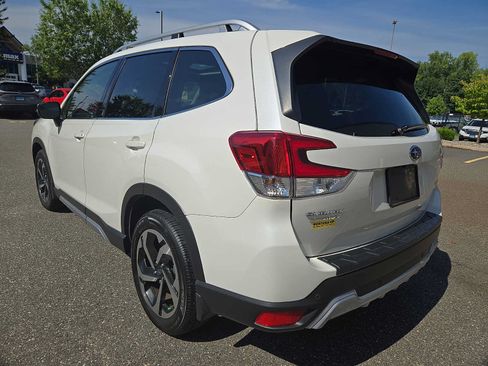 Used 2023 Subaru Forester Touring AWD/4WD image 4