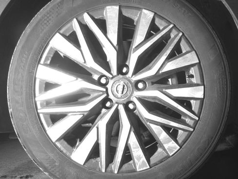 Used 2025 Nissan Altima 2.5 SV FWD image 13