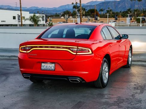 Used 2022 Dodge Charger SXT image 9