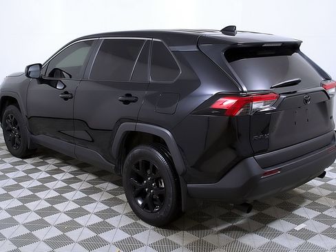 Used 2024 Toyota RAV4 LE image 9