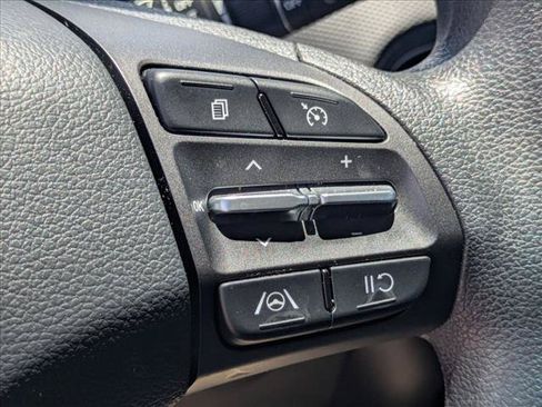 Used 2023 Hyundai Kona SEL FWD image 14