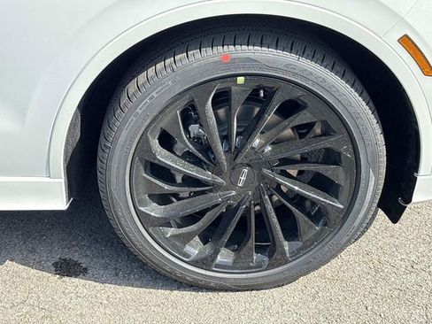 New 2026 Lincoln Aviator Reserve AWD/4WD image 9