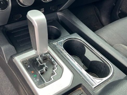 Used 2018 Toyota Tundra SR5 w/ TRD Off Road Package AWD/4WD image 15