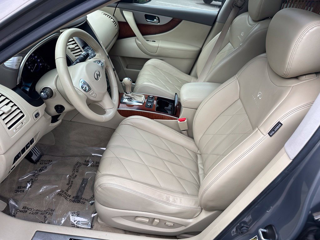 Used 2012 INFINITI FX35 AWD w/ Premium Pkg image 9