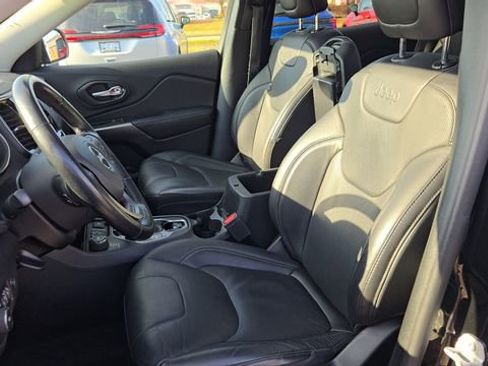 Certified 2020 Jeep Cherokee Limited image 25