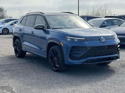 New 2026 Volkswagen Tiguan SE R-Line AWD/4WD image 5