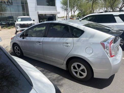 Used 2015 Toyota Prius Two FWD image 5