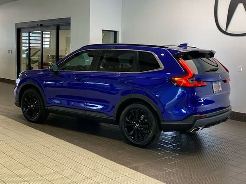 Used 2023 Honda CR-V Sport Touring image 4