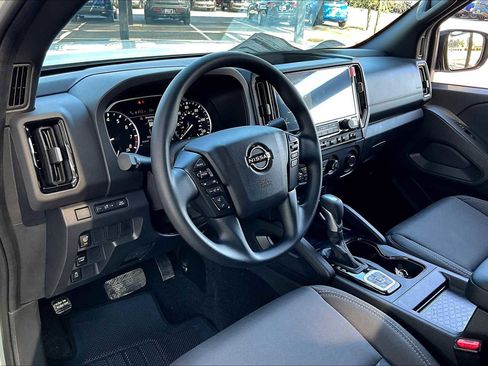 New 2026 Nissan Frontier SV w/ Tow Package image 8