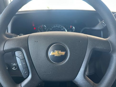 New 2026 Chevrolet Express 2500 w/ Communications Package RWD image 25