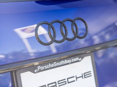 Used 2023 Audi RS 6 w/ Executive Package image 25