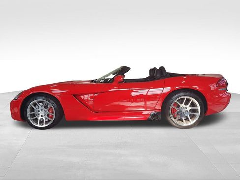 Used 2006 Dodge Viper SRT-10 RWD image 2