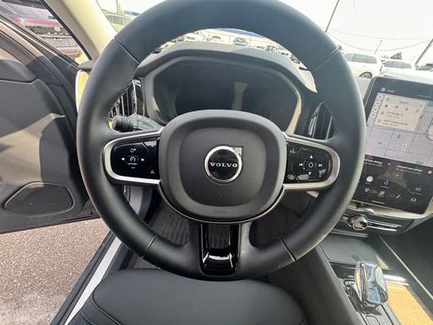 Used 2026 Volvo XC60 B5 Plus w/ Protection Package Premier AWD/4WD image 20