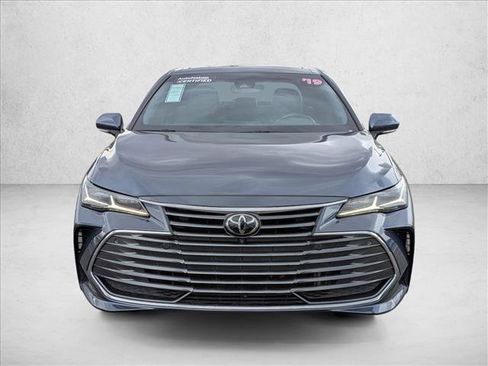 Used 2019 Toyota Avalon Limited w/ Advanced Safety Package FWD image 2