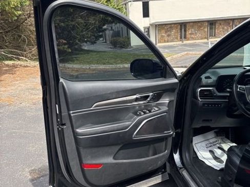 Used 2023 Kia Telluride SX X-Line image 12