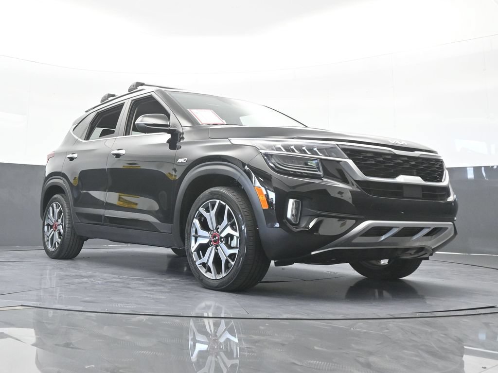 Used 2023 Kia Seltos SX w/ SX Sunroof Package AWD/4WD image 61
