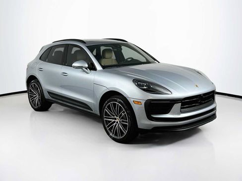 New 2026 Porsche Macan AWD/4WD image 7