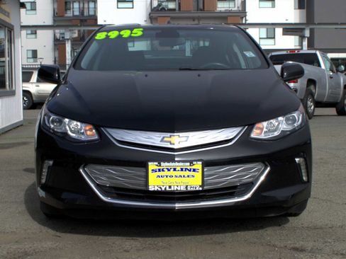 Used 2017 Chevrolet Volt LT w/ Comfort Package image 9