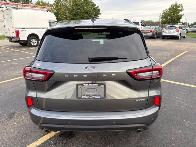 Used 2024 Ford Escape ST-Line w/ Tech Pack #1 AWD/4WD image 13