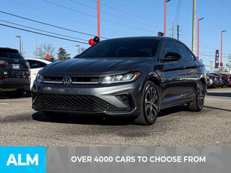 Used 2025 Volkswagen Jetta Sport video 2