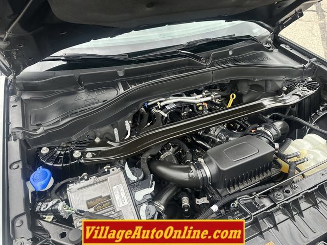 Used 2021 Ford Explorer Platinum w/ Equipment Group 601A AWD/4WD image 43