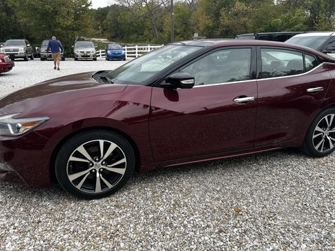 Used 2017 Nissan Maxima 3.5 SL image 2
