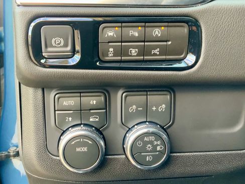 New 2026 GMC Yukon XL Denali w/ Sun & Power Step Package image 50