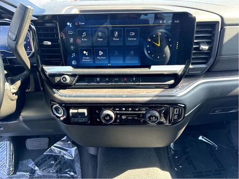 Used 2024 Chevrolet Silverado 2500 LTZ image 14