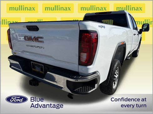 Used 2024 GMC Sierra 2500 Pro w/ Convenience Package image 4