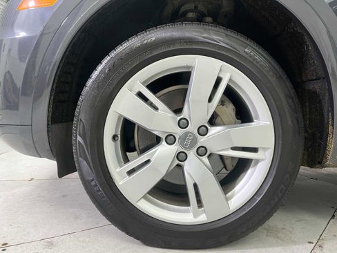 Used 2018 Audi Q5 2.0T Premium Plus w/ Premium Plus Package image 19