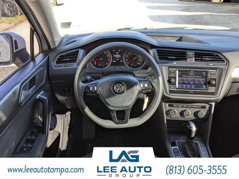 Used 2021 Volkswagen Tiguan S image 17